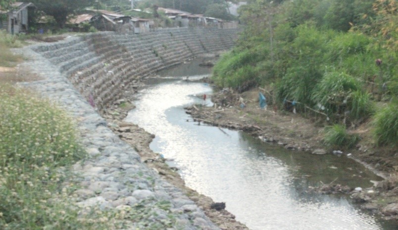 construction-of-river-bank-protectionsan-joaquin